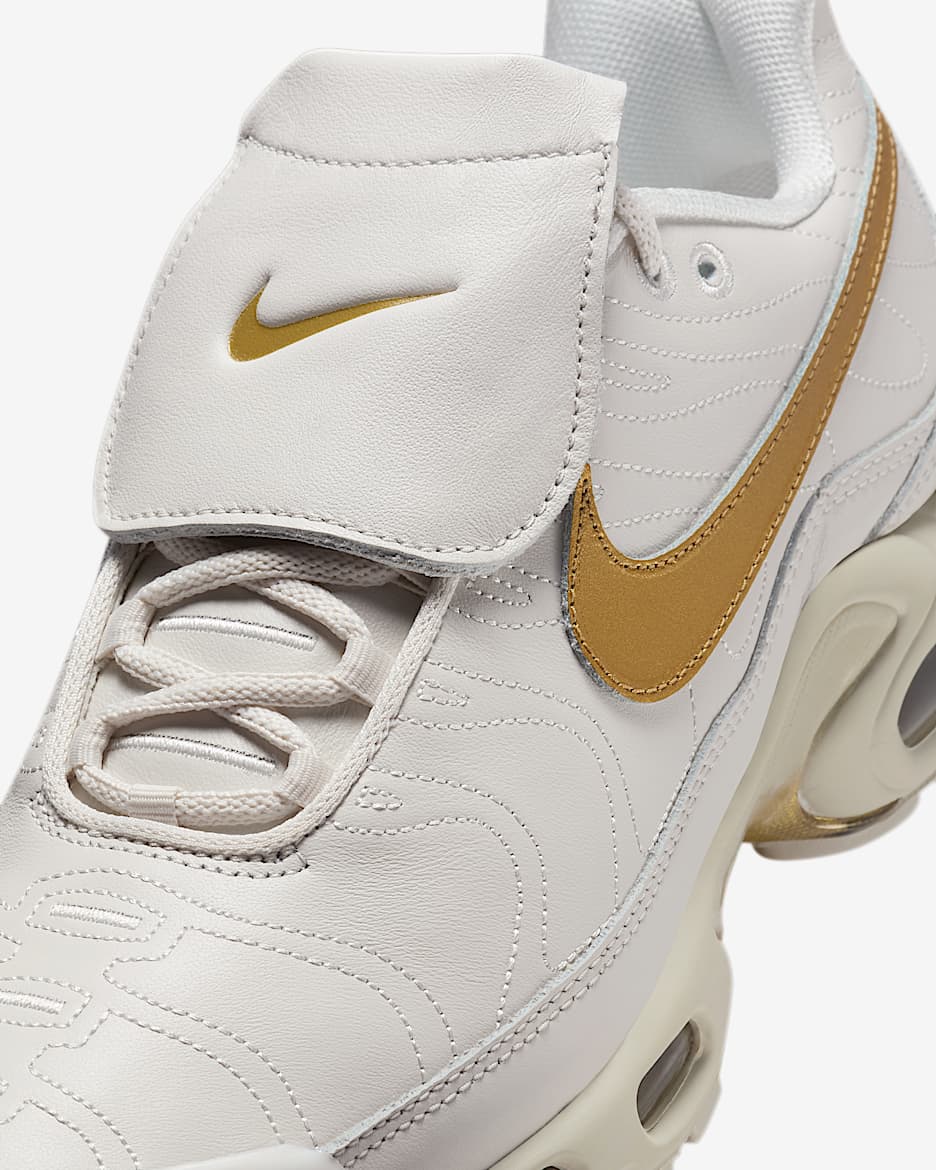 Nike tuned white and gold deals